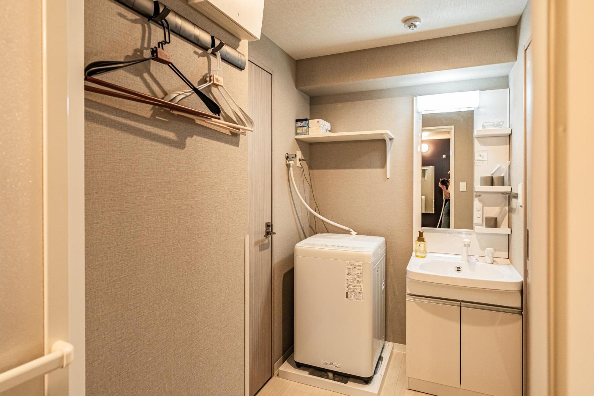Apartment Hotel 11 Umeda Kamiyama Осака Экстерьер фото